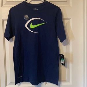 Nike T-shirt (size XL)